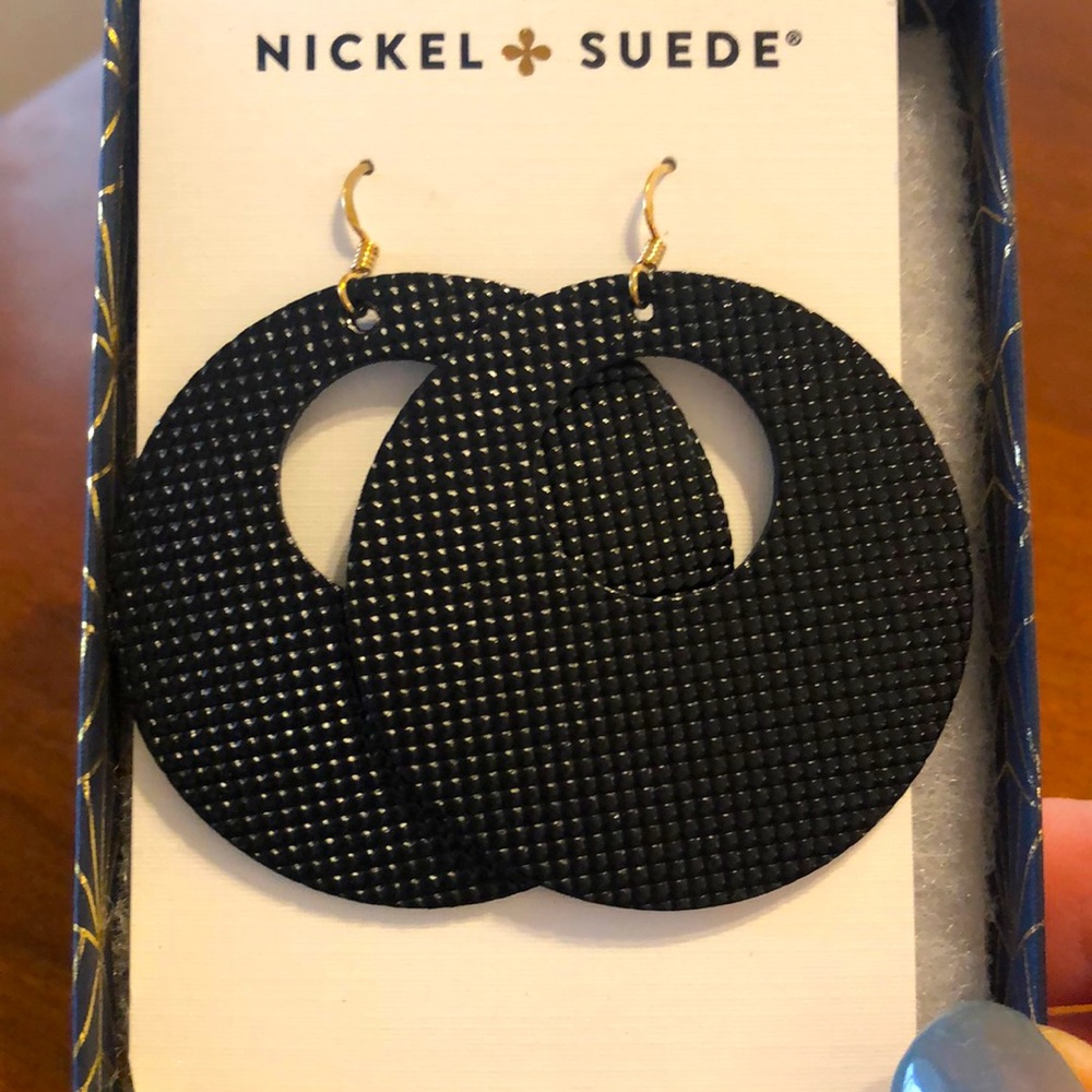 BNIB Nickel and Suede Small Afterglow Novas